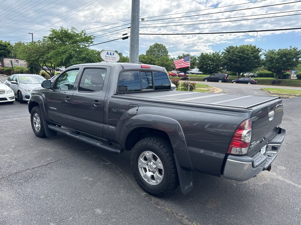 2015 Toyota Tacoma Image 5