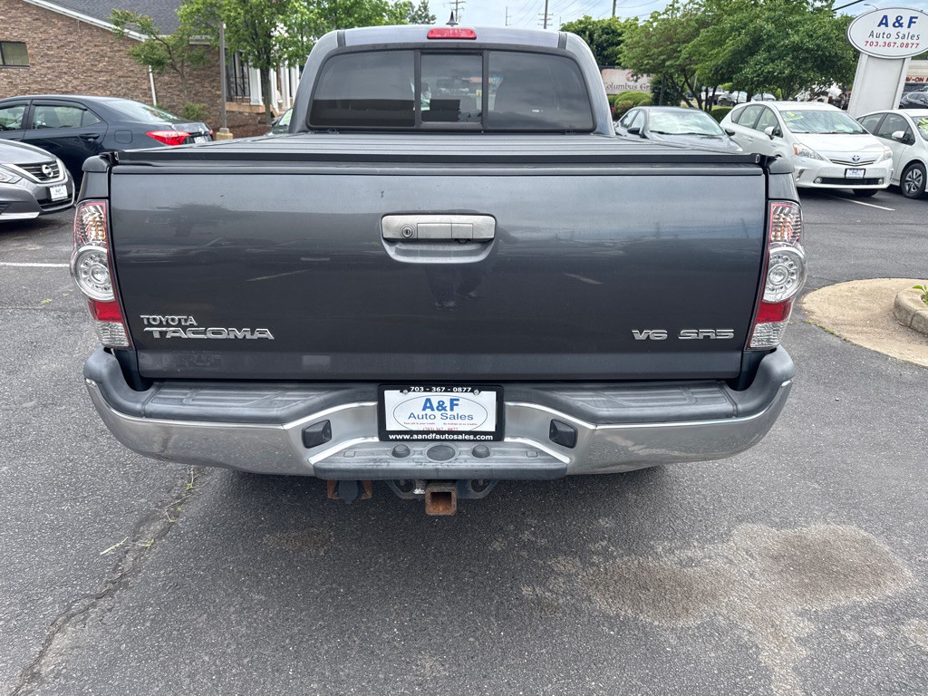 2015 Toyota Tacoma Image 6