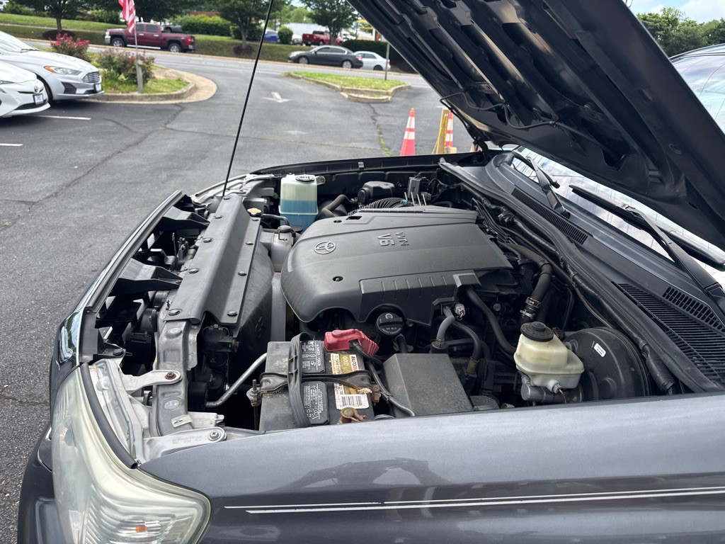 2015 Toyota Tacoma Image 22