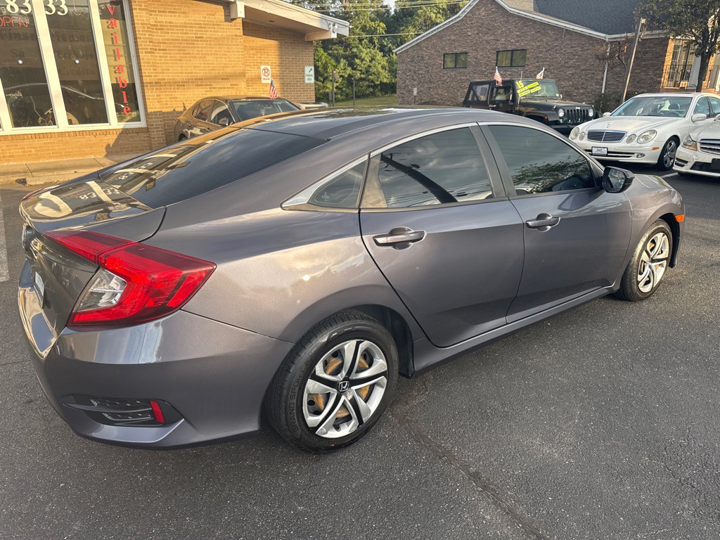 2017 Honda Civic Image 7