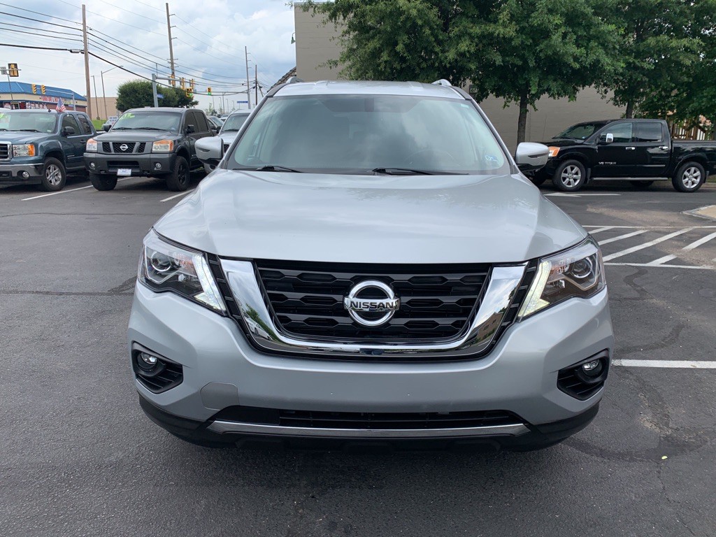 2019 Nissan Pathfinder Image 2
