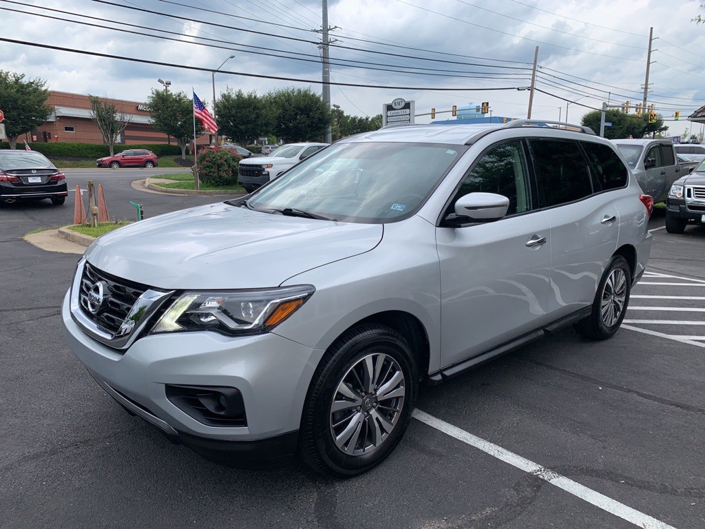 2019 Nissan Pathfinder Image 3