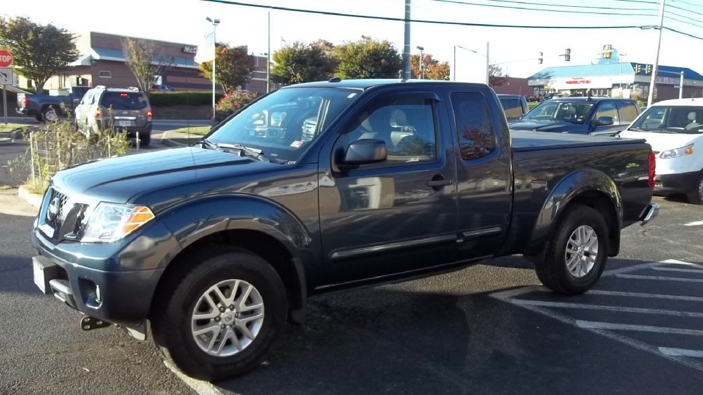 2015 Nissan Frontier Image 3