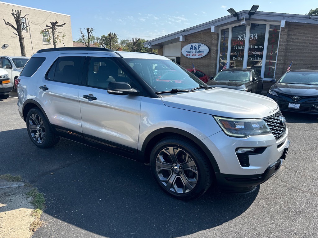 2018 Ford Explorer Image 1