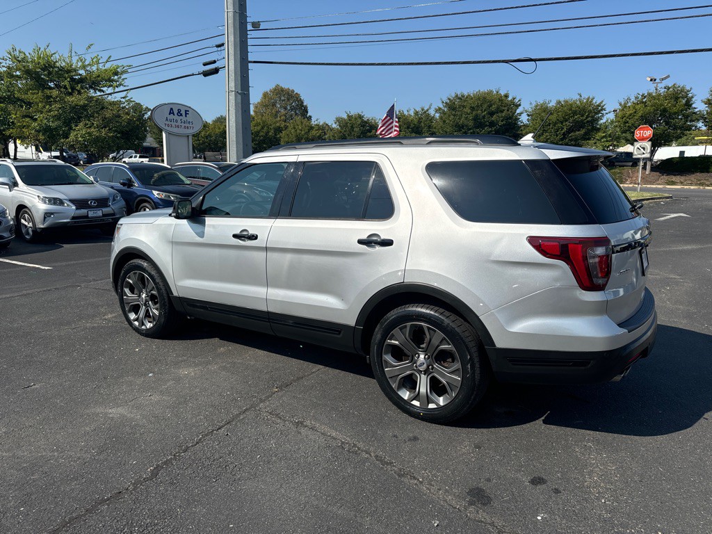 2018 Ford Explorer Image 5