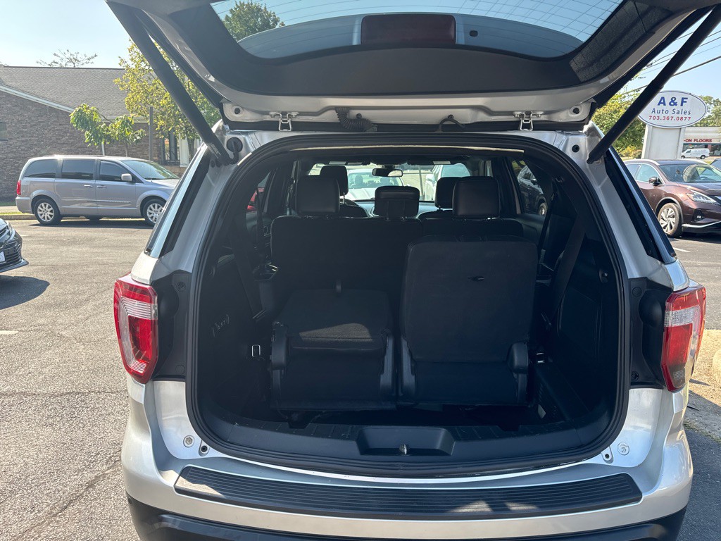 2018 Ford Explorer Image 13