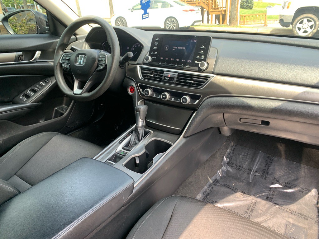 2018 Honda Accord Image 11