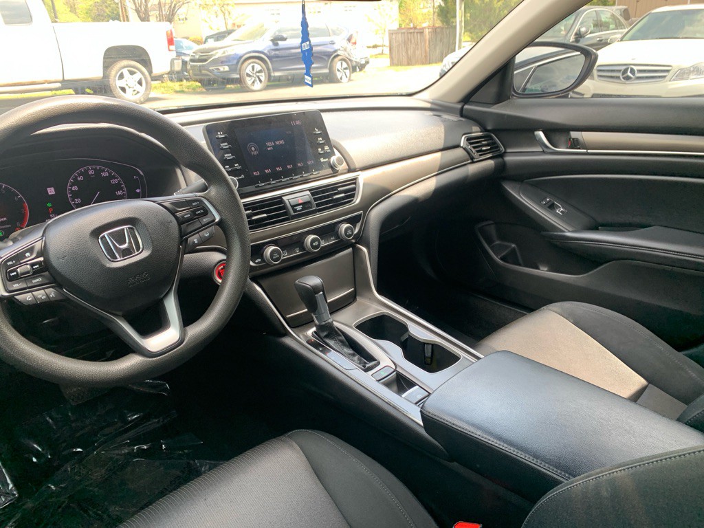 2018 Honda Accord Image 12