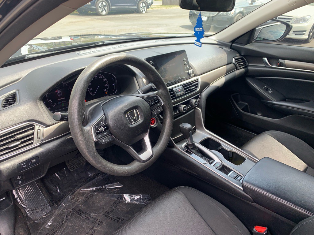 2018 Honda Accord Image 13