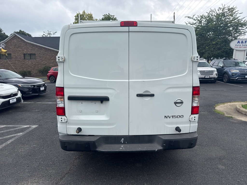 2016 Nissan NV Image 7