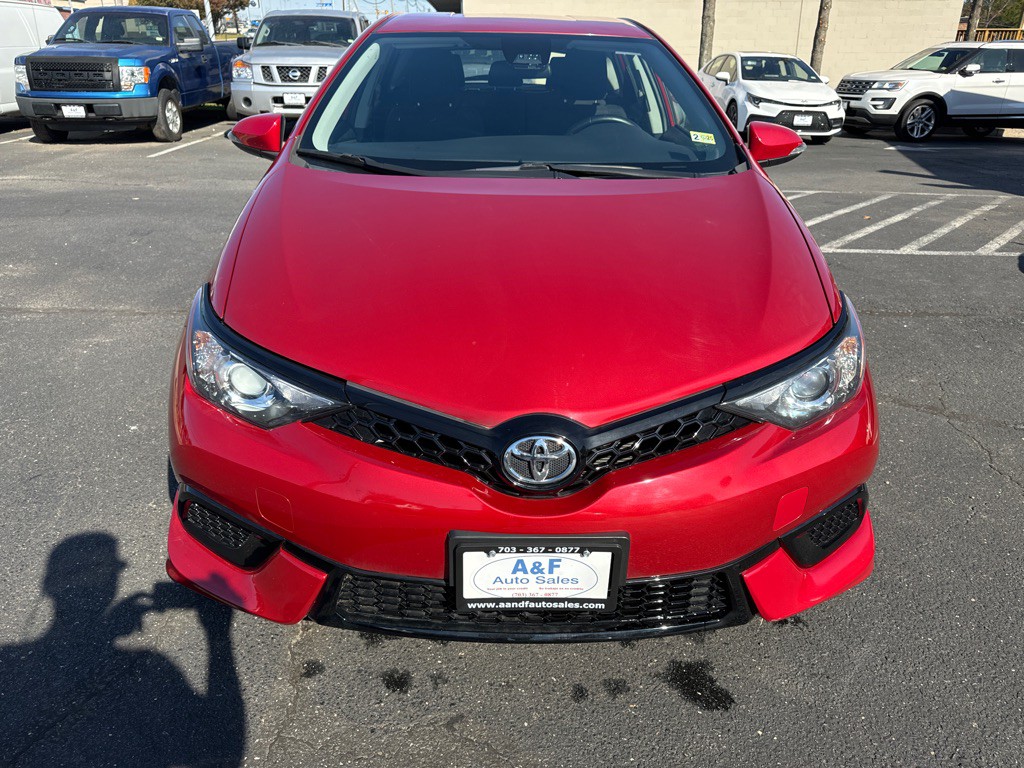 2018 Toyota Corolla Image 2
