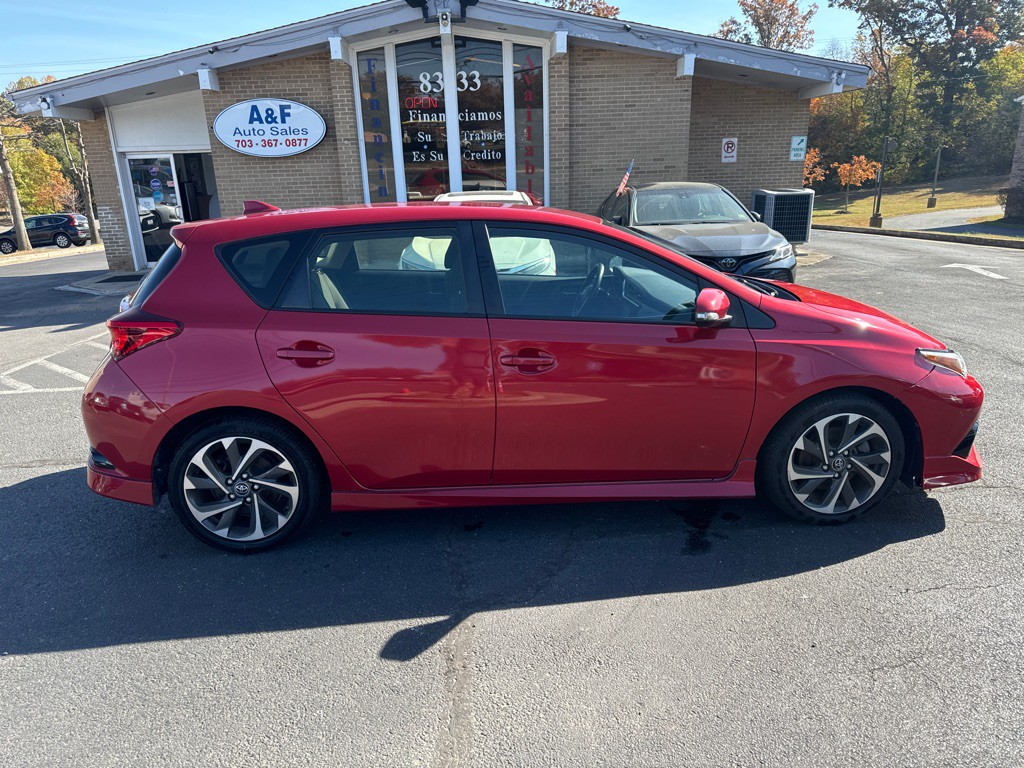 2018 Toyota Corolla Image 8