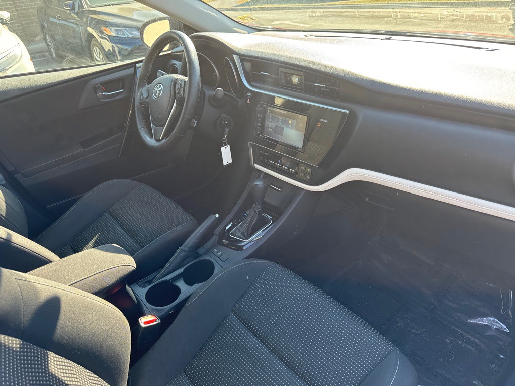 2018 Toyota Corolla Image 9