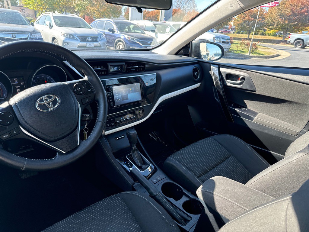 2018 Toyota Corolla Image 12
