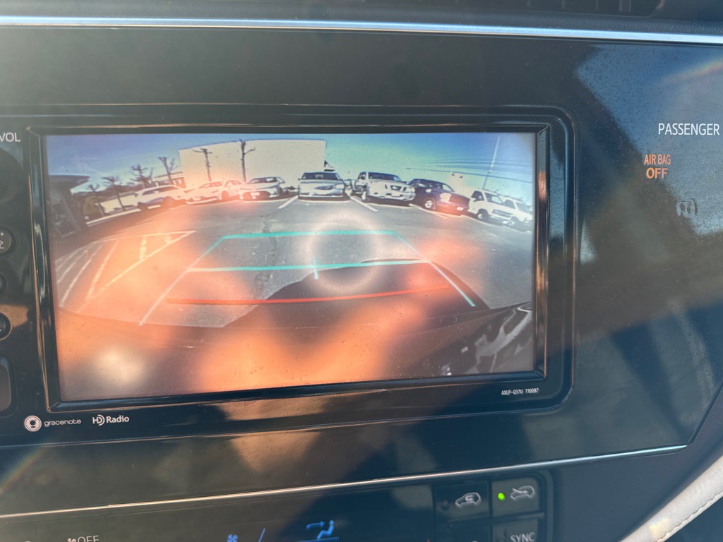 2018 Toyota Corolla Image 17