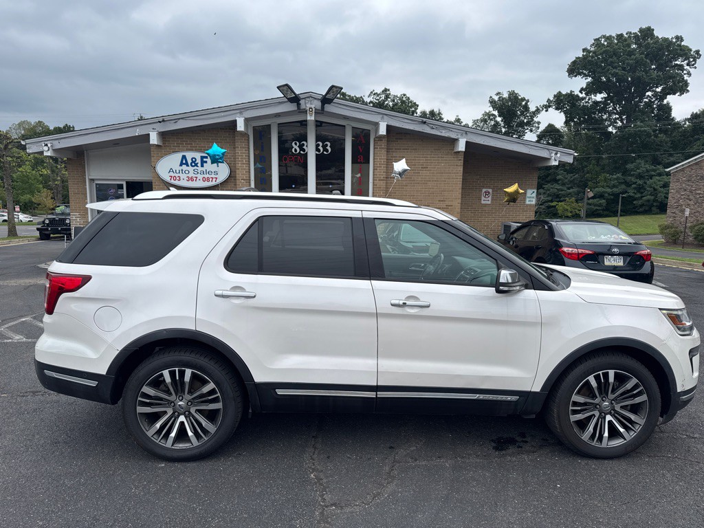 2018 Ford Explorer Image 8