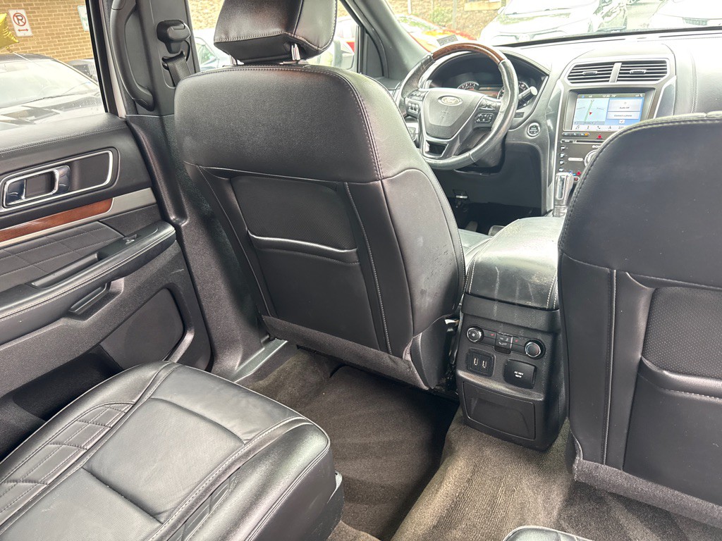 2018 Ford Explorer Image 12