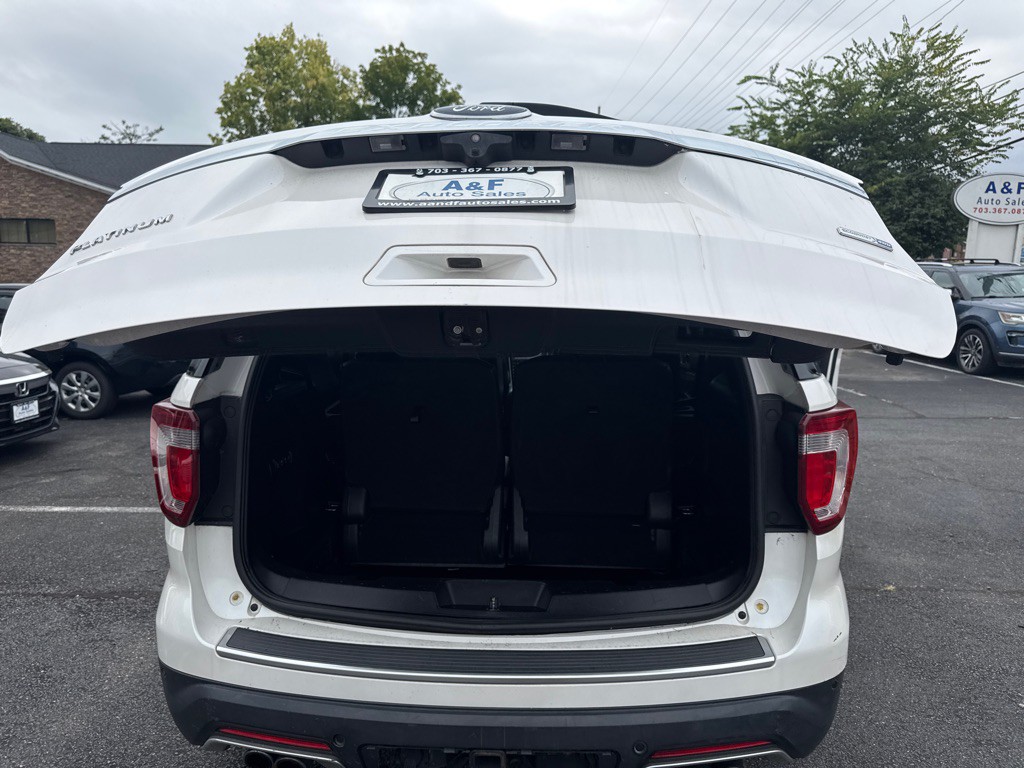 2018 Ford Explorer Image 14