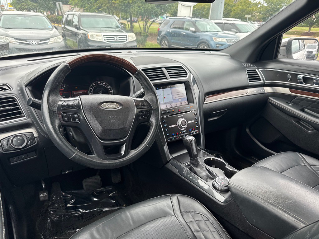 2018 Ford Explorer Image 18