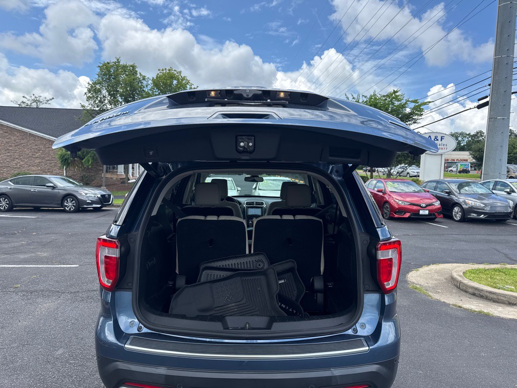 2019 Ford Explorer Image 13