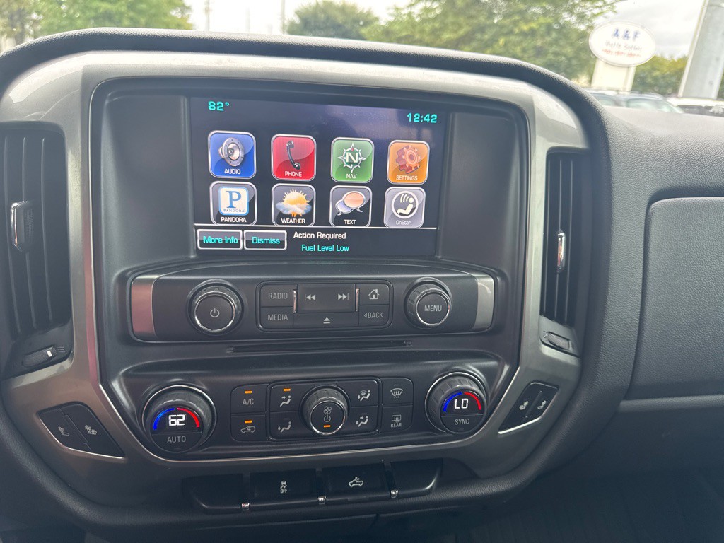2015 Chevrolet Silverado 1500 Image 17