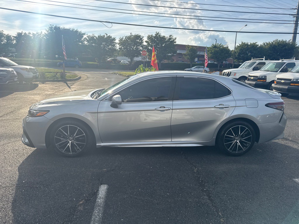 2021 Toyota Camry Image 4