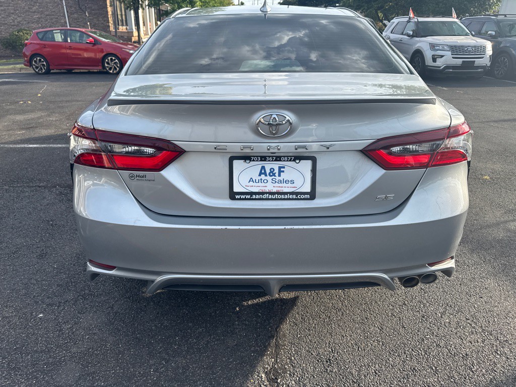 2021 Toyota Camry Image 6