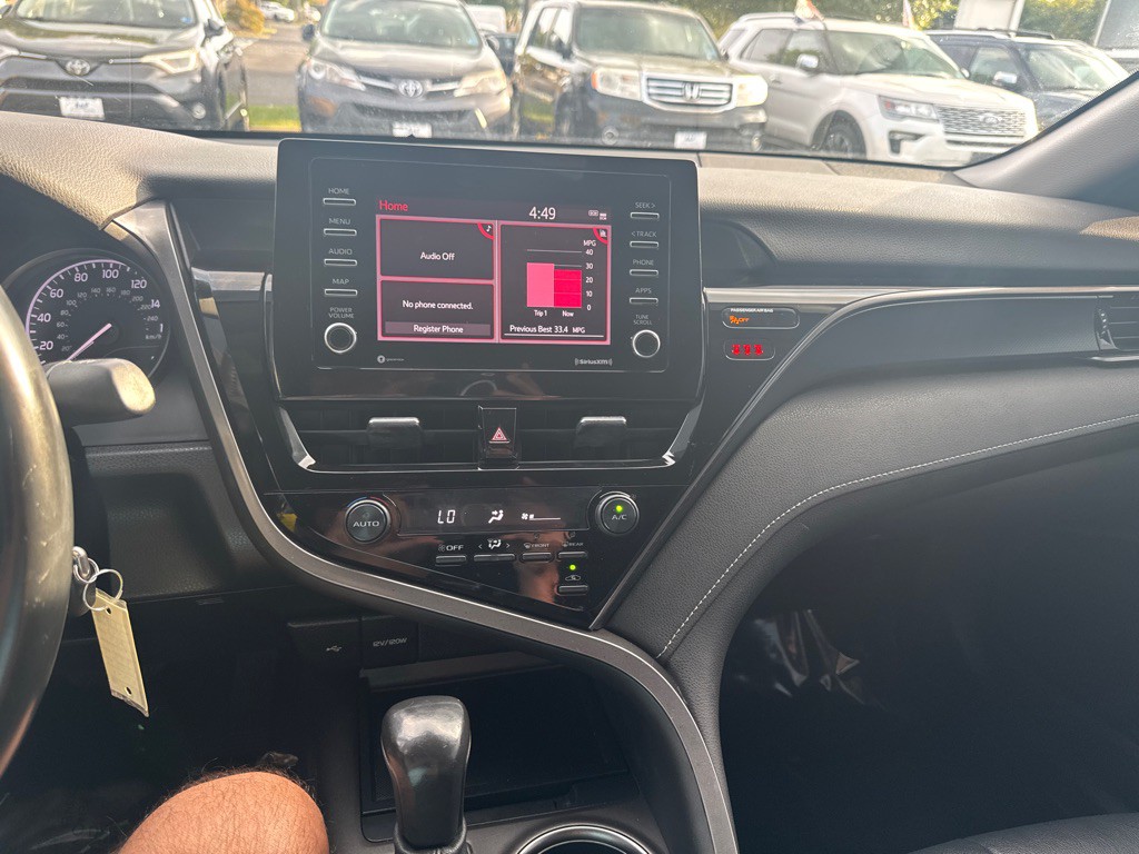 2021 Toyota Camry Image 16