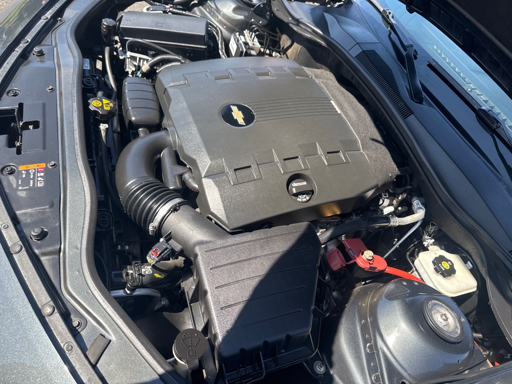 2015 Chevrolet Camaro Image 16