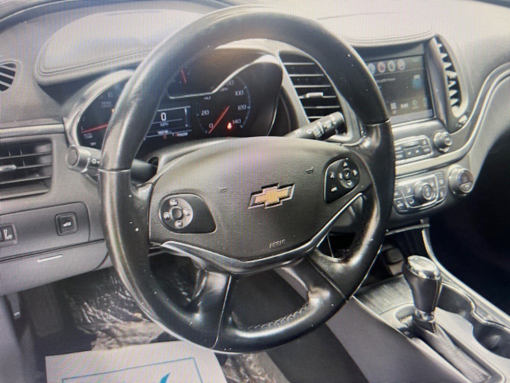 2017 Chevrolet Impala Image 3