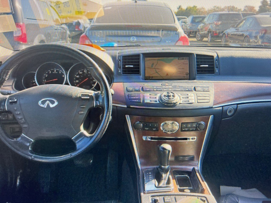 2008 INFINITI M35 Image 5
