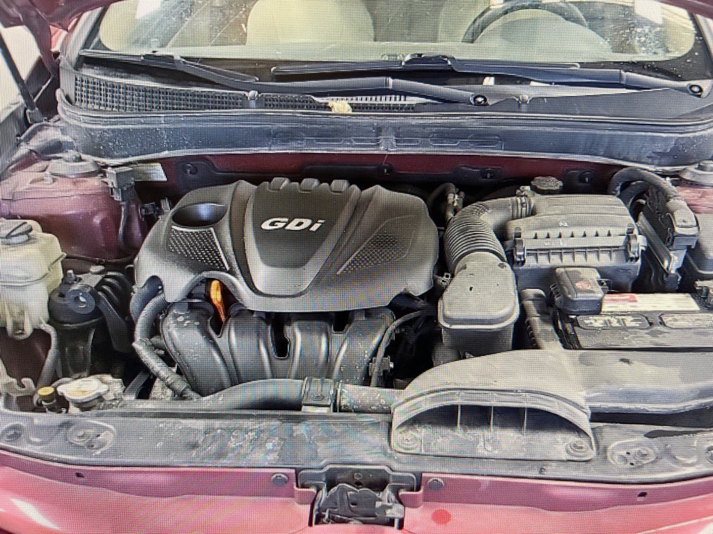 2013 Hyundai Sonata Image 2