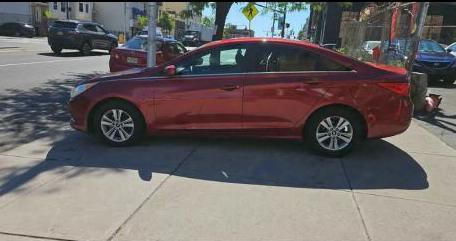 2013 Hyundai Sonata Image 10