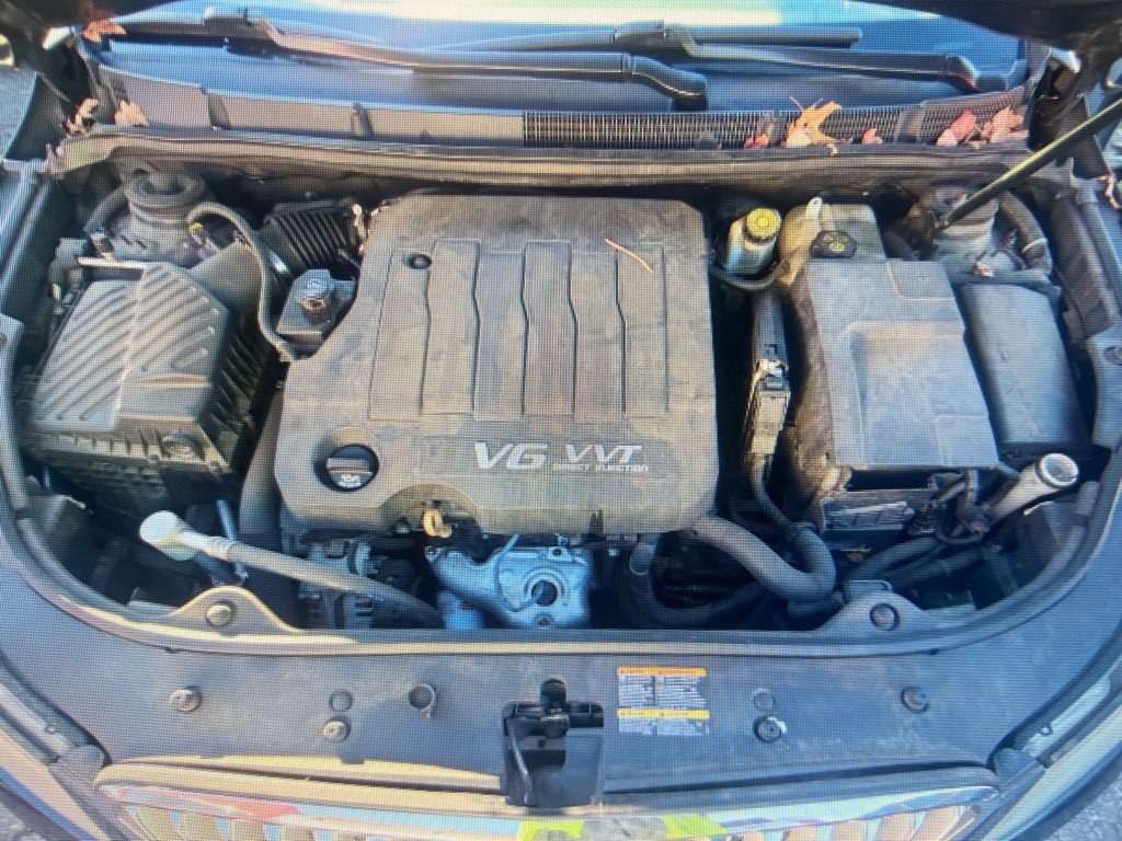 2011 Buick Lacrosse Image 5