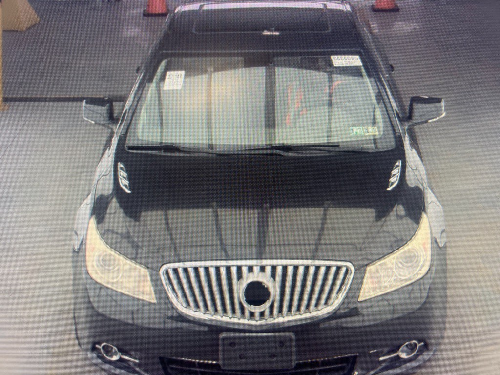 2011 Buick Lacrosse Image 6