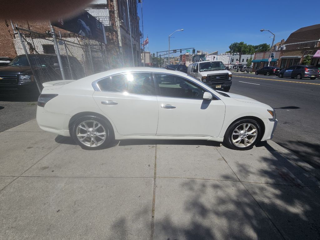2014 Nissan Maxima Image 4