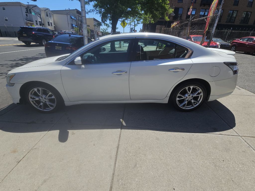 2014 Nissan Maxima Image 6