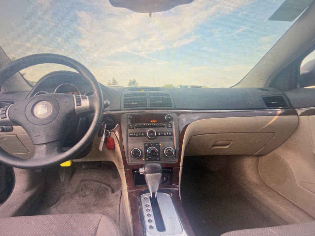 2008 Saturn Aura Image 9