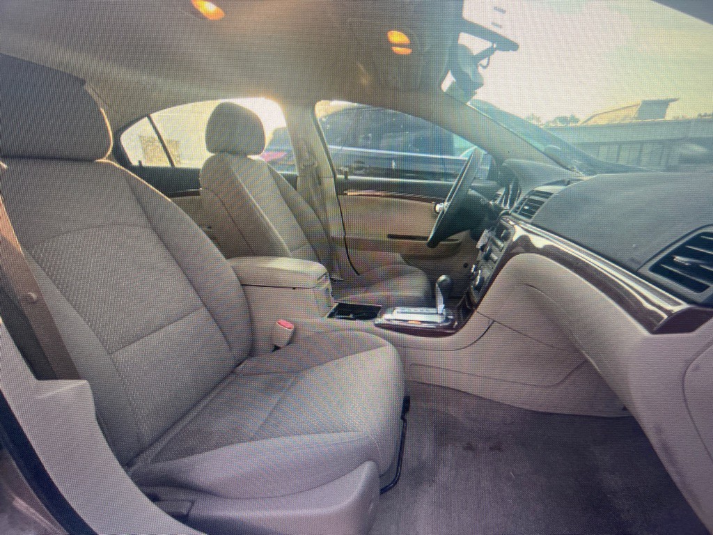 2008 Saturn Aura Image 10