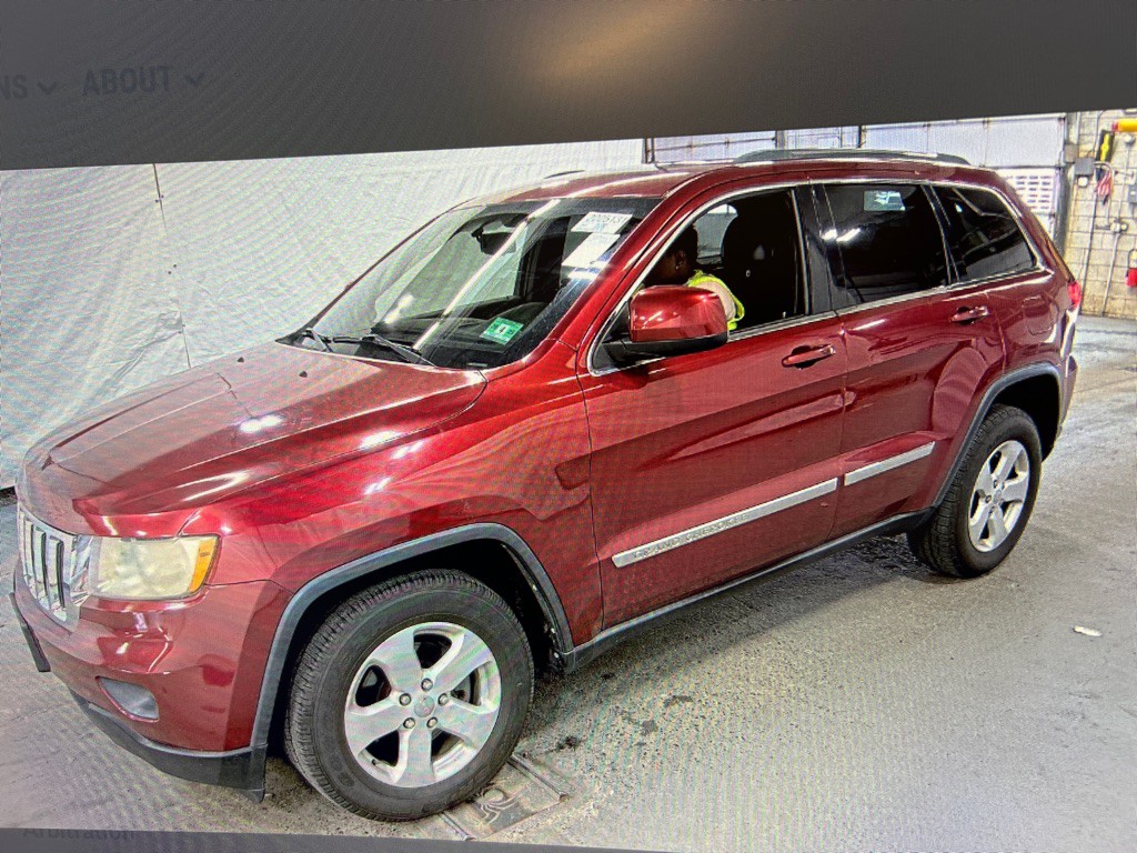 2012 Jeep Grand Cherokee Image 1