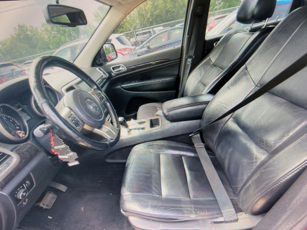 2012 Jeep Grand Cherokee Image 6