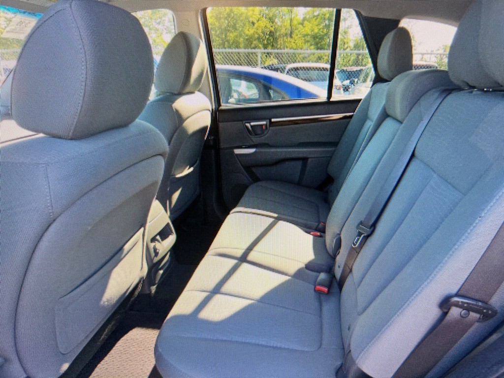 2012 Hyundai Santa Fe Image 6