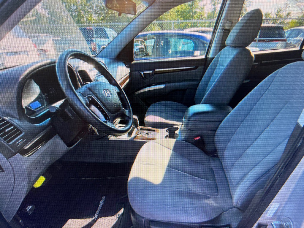 2012 Hyundai Santa Fe Image 8