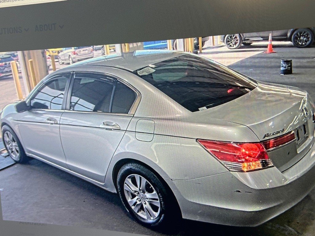 2012 Honda Accord Image 3