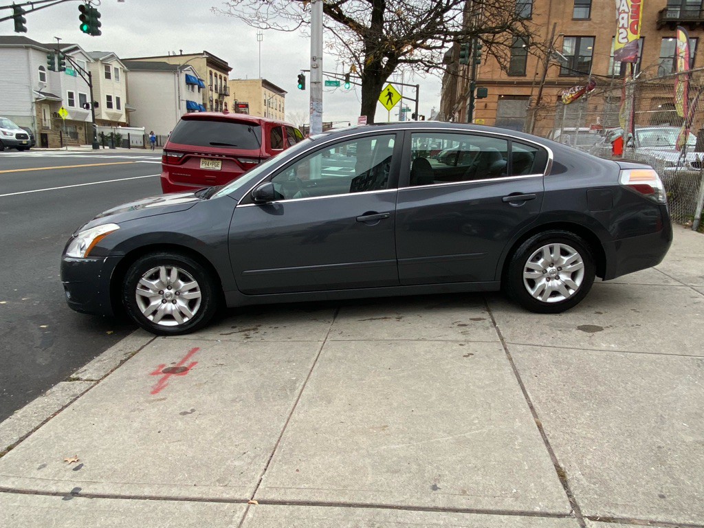 2012 Nissan Altima Image 3