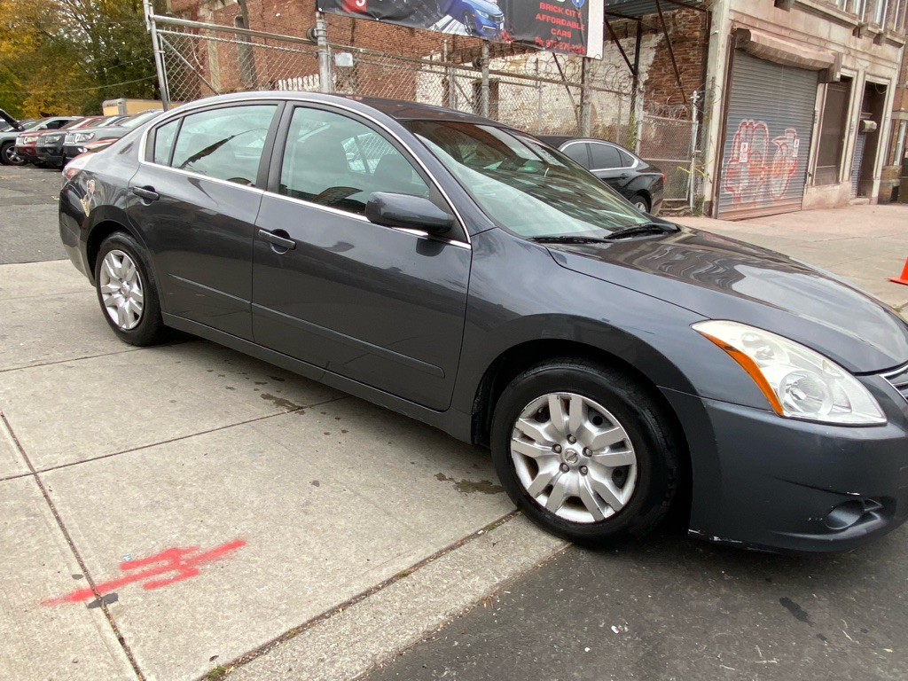 2012 Nissan Altima Image 8