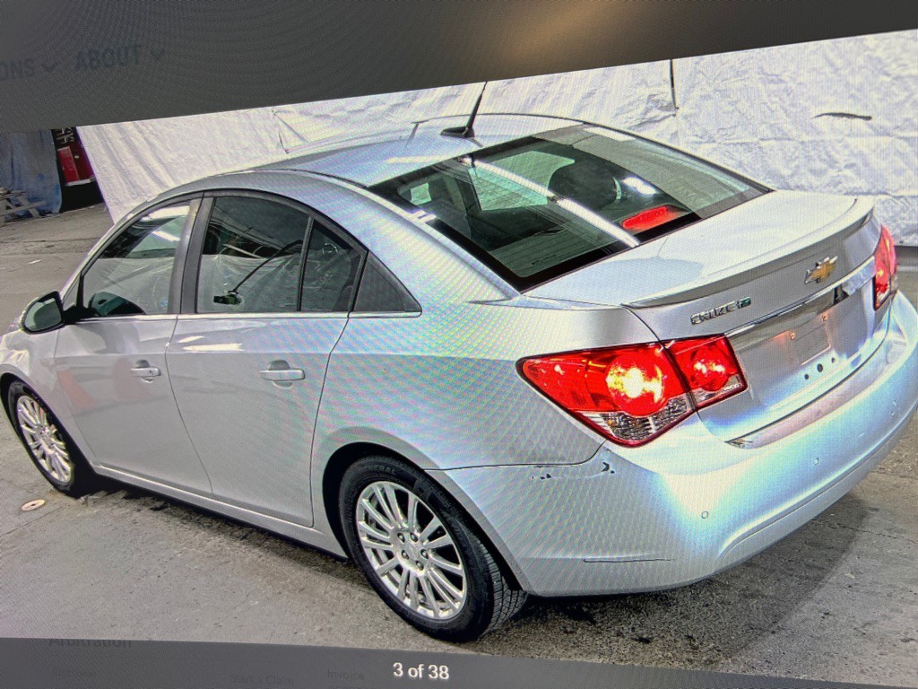 2012 Chevrolet Cruze Image 2