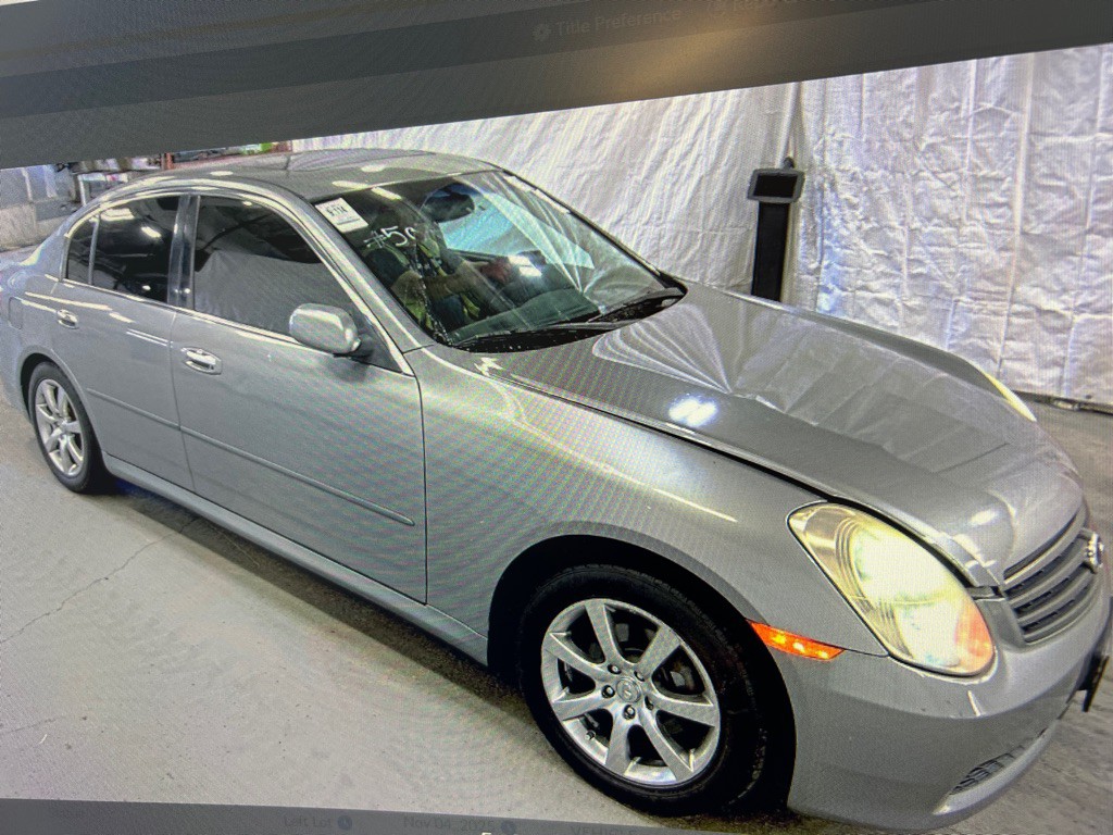 2005 INFINITI G35 Image 4