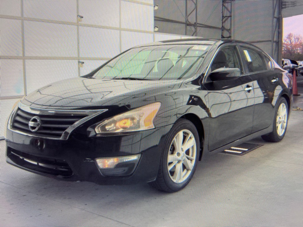 2013 Nissan Altima Image 1