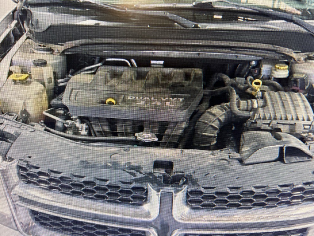 2011 Dodge Avenger Image 9